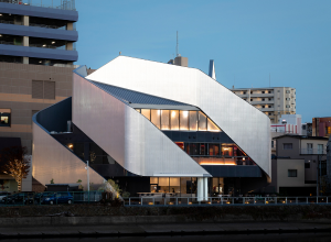 010 BUILDINGが福岡市都市景観賞を受賞しました